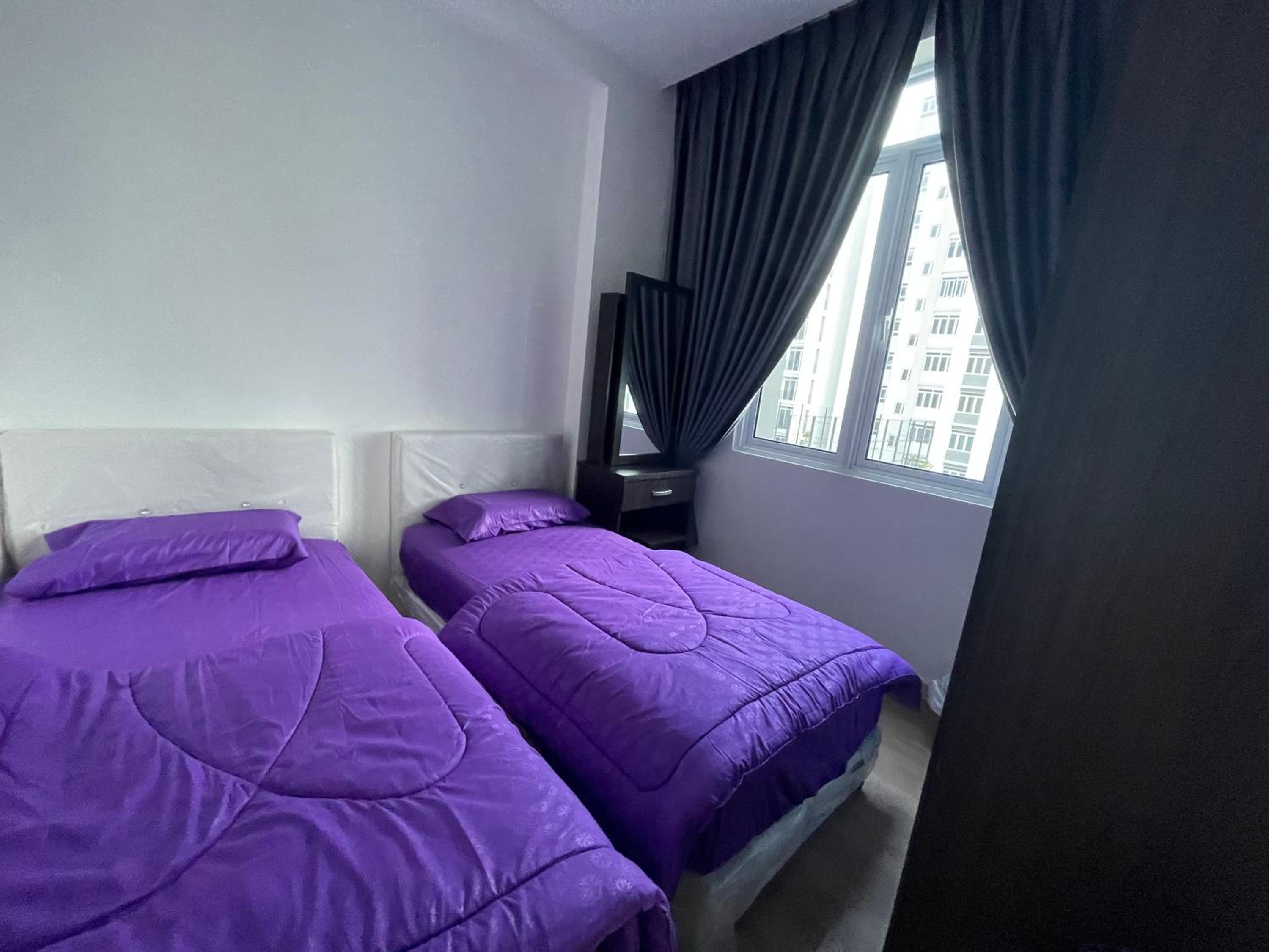 Kuching City Condo With Pool N Car Rental photo 2