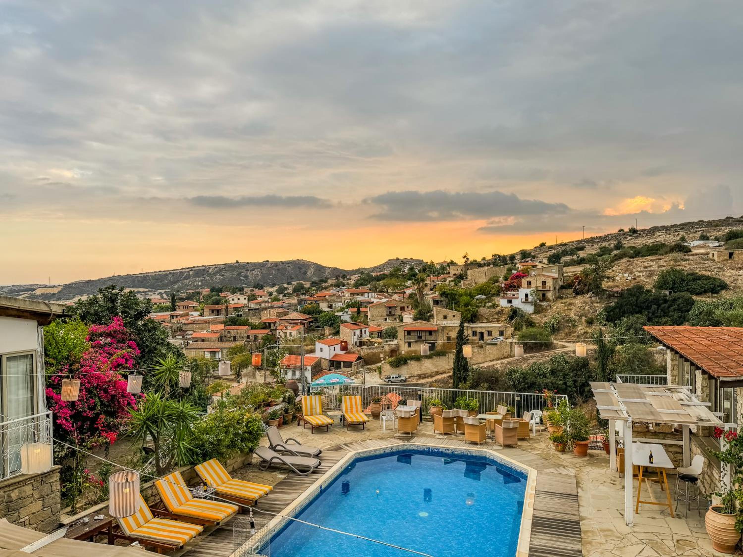 Cyprus Villages - Hotel & Restaurant - Central Location - Bed & Breakfast With Access To Pool And Stunning Views