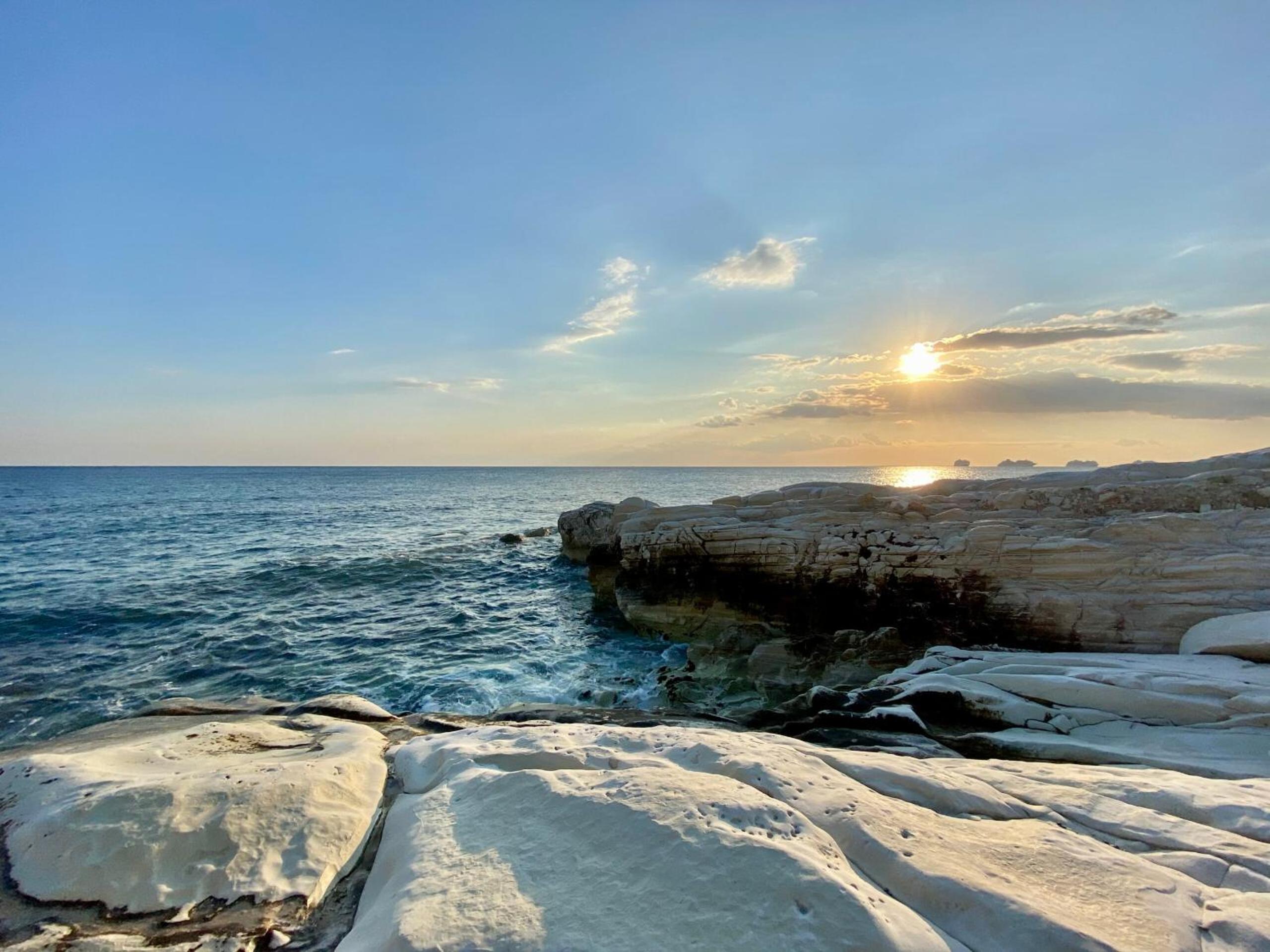 Cyprus Villages - Hotel & Restaurant - Central Location - Bed & Breakfast With Access To Pool And Stunning Views