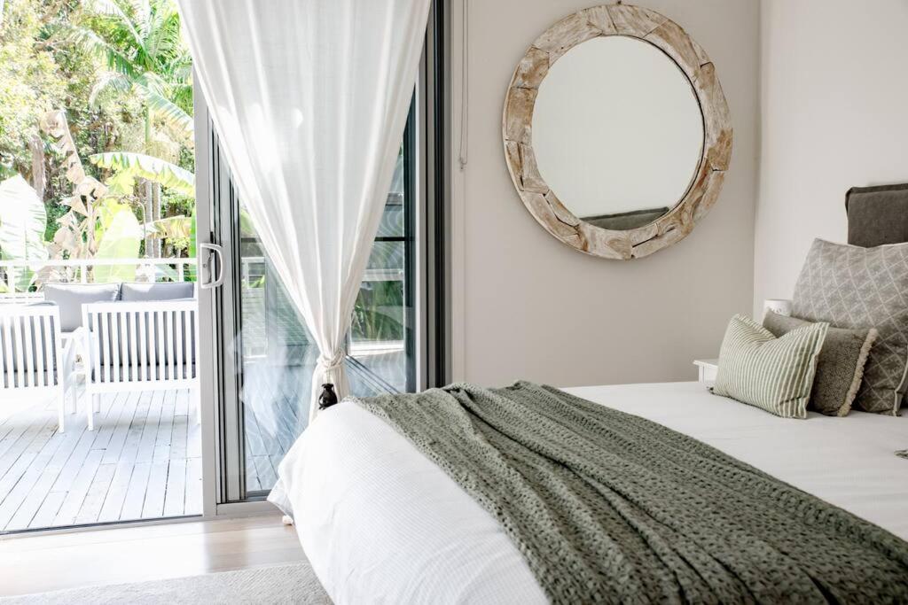 Indigo Blue - 600m to beach, pet by approval