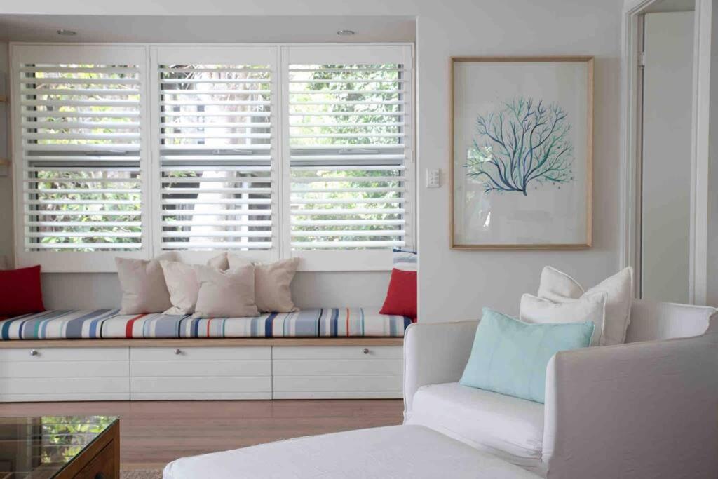Indigo Blue - 600m to beach, pet by approval