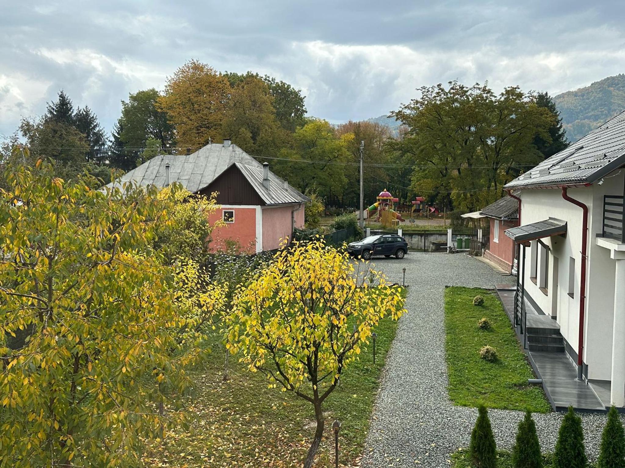 Photo 48