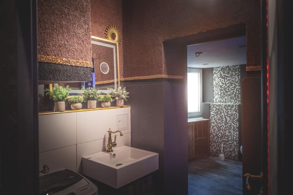 Einzigartige Ferienwohnung bunt wie Berlin