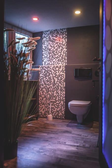 Einzigartige Ferienwohnung bunt wie Berlin