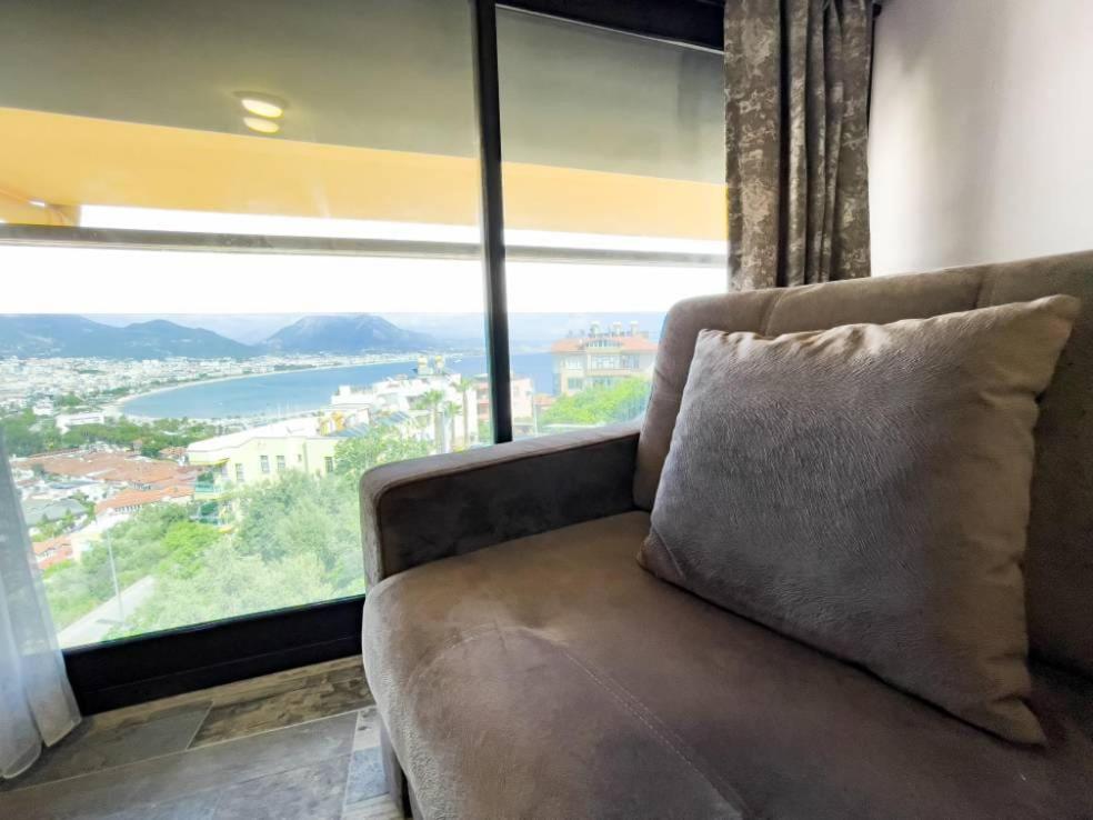 Castle Light Boutique - Image 22