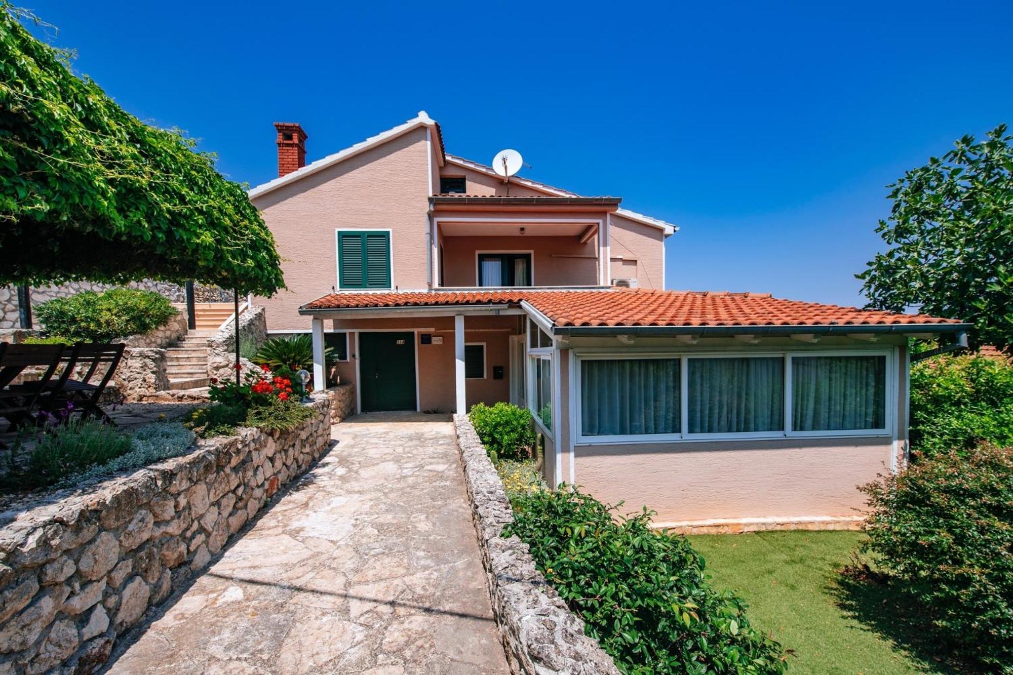 Villa Lily Comfortable holiday residence view 2