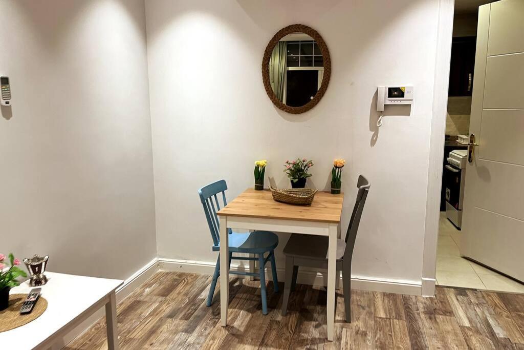 Cosy w/ Private Entry+20 min airport+S acess