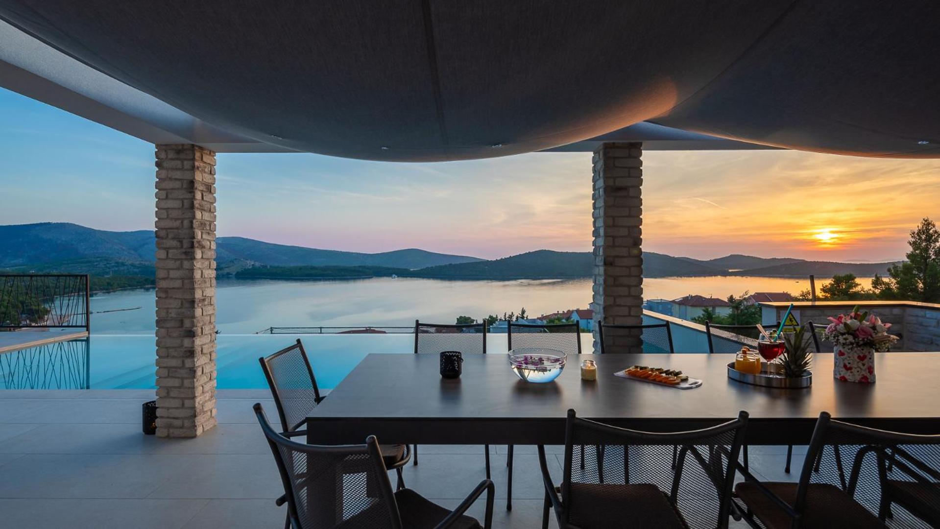 Villa GRC view 5