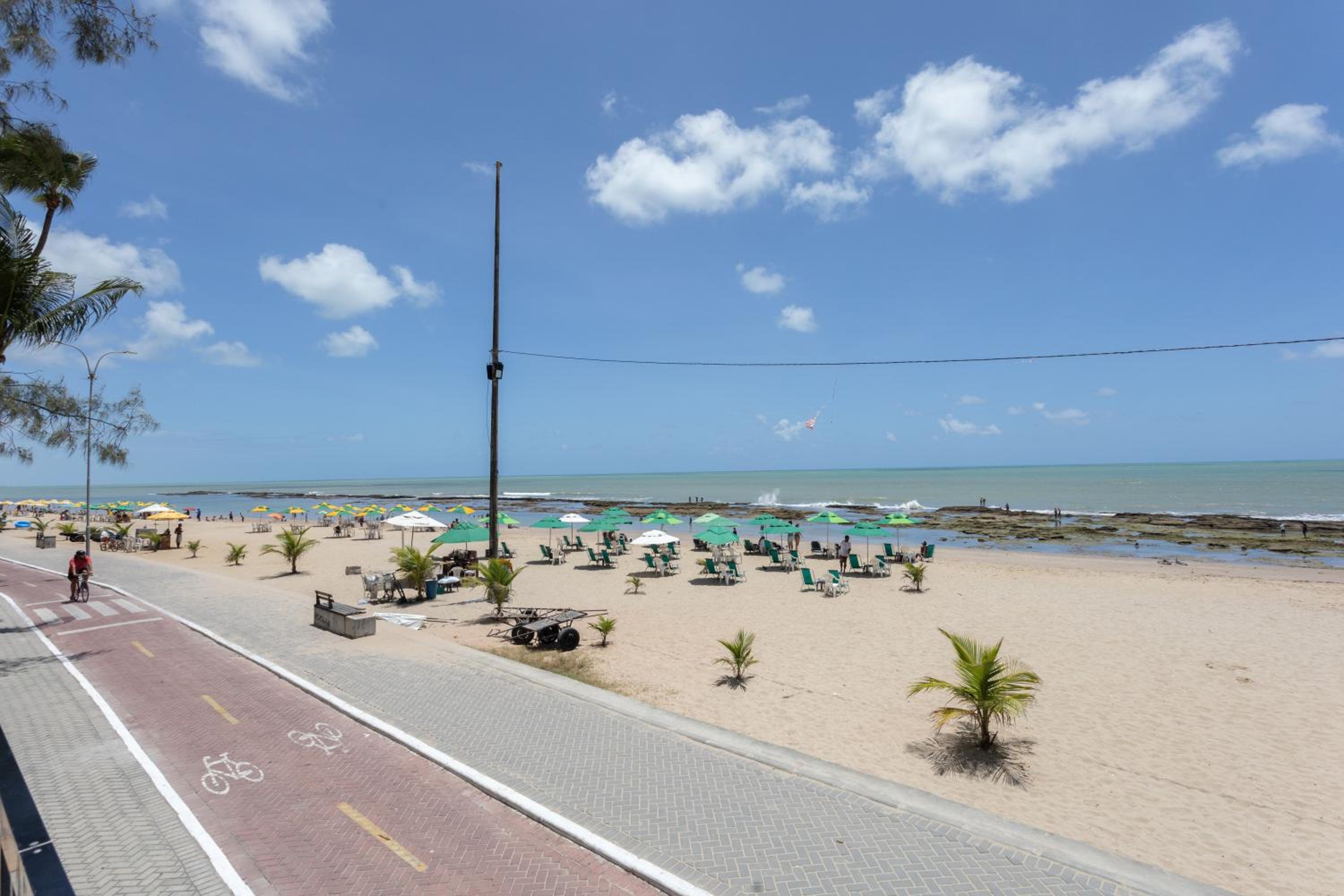 Flat Edf Golden Beach