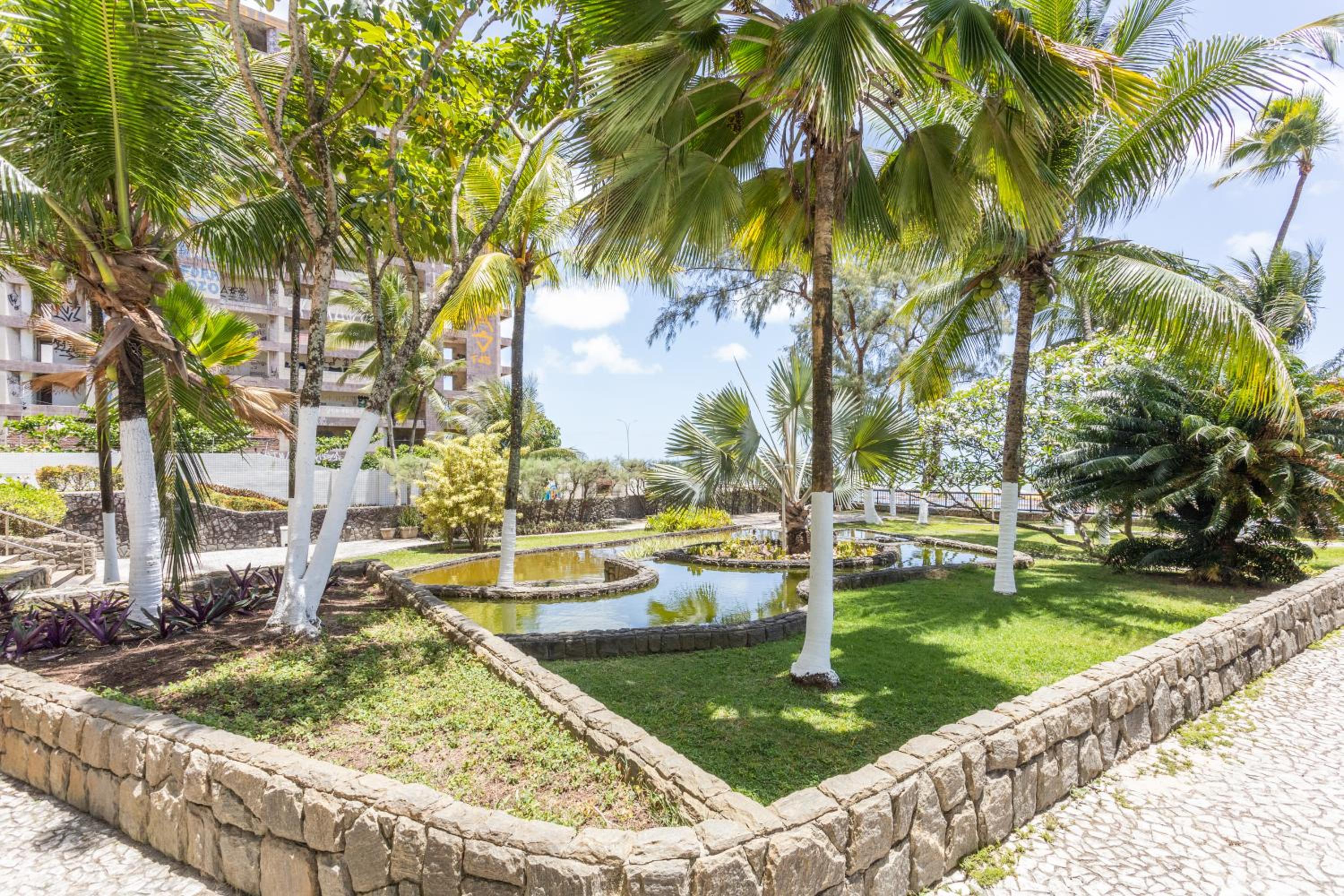 Flat Edf Golden Beach