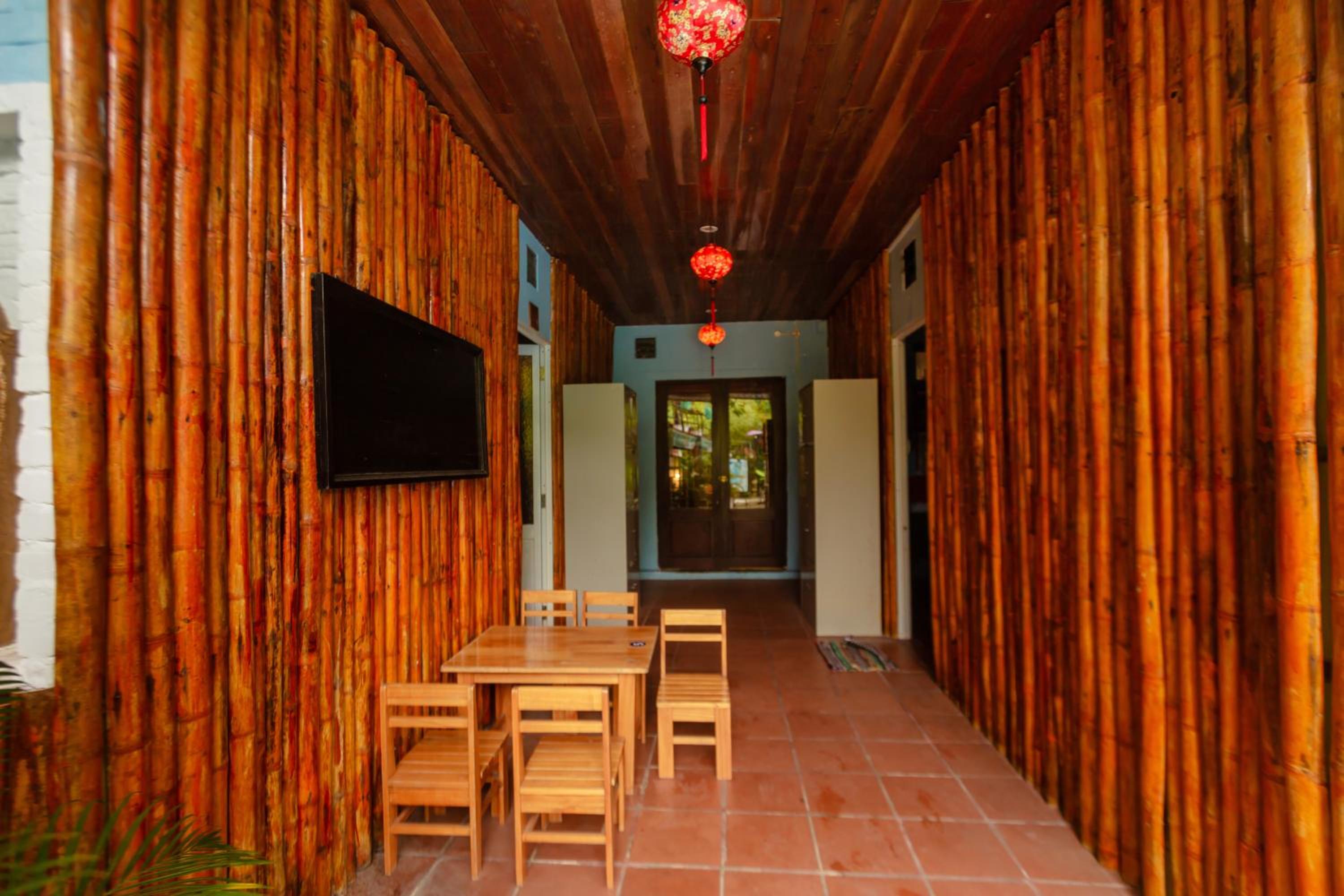 Serendipity Experience Hoi An Hostel