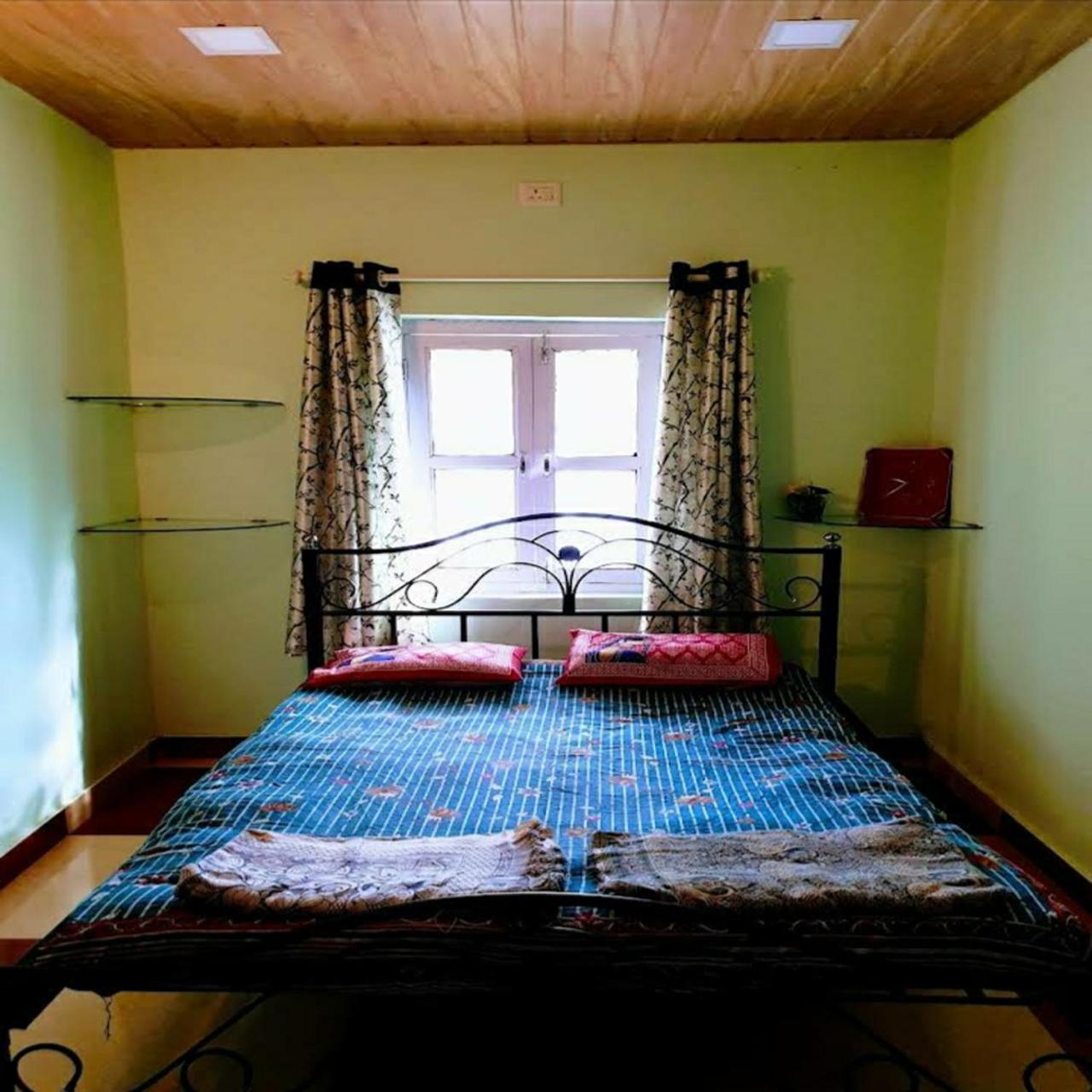 Savita Farmhouse