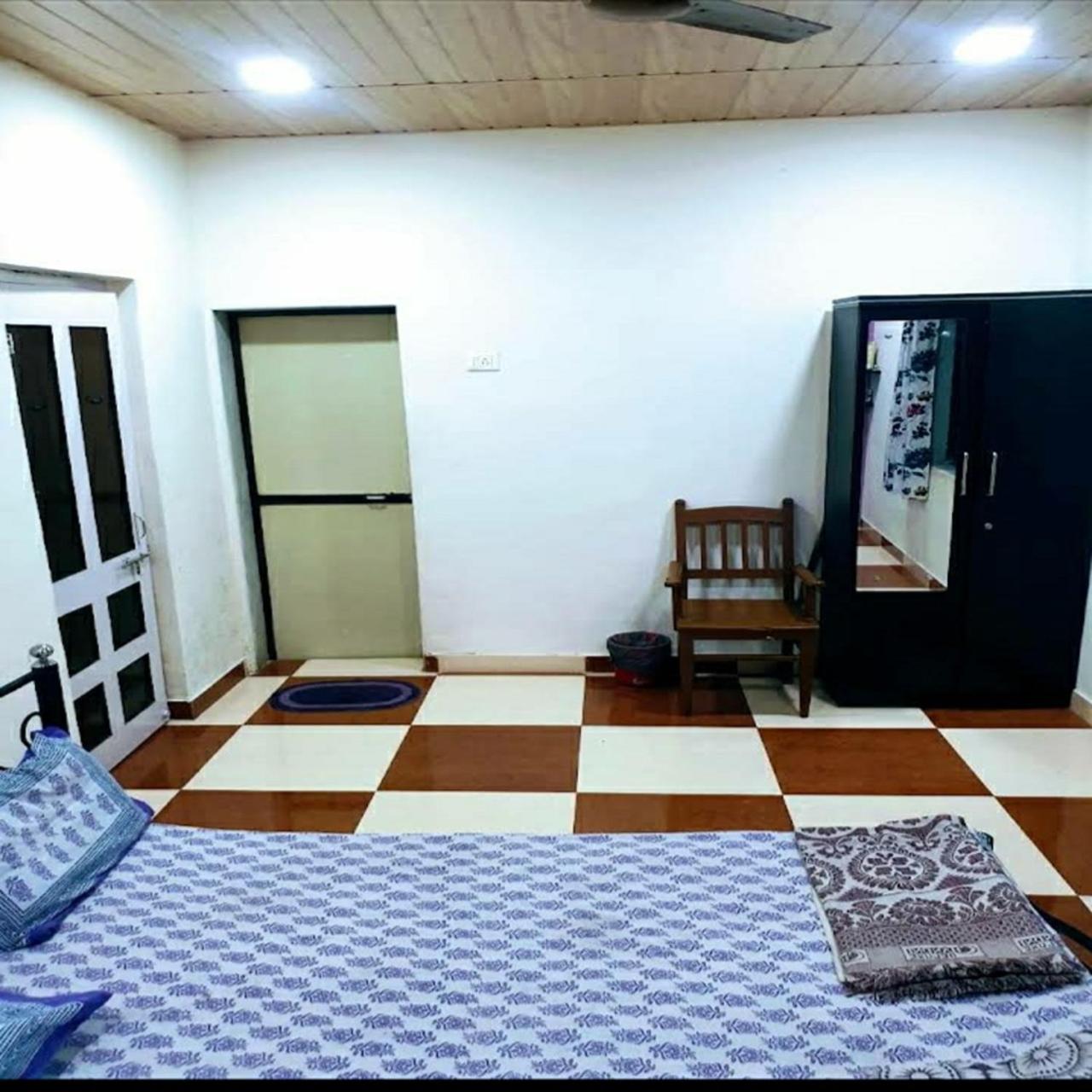 Savita Farmhouse