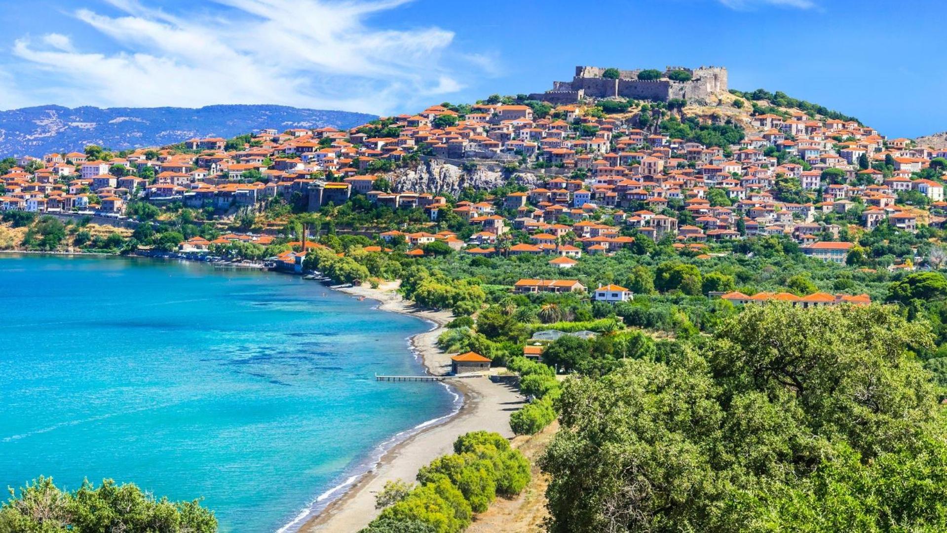 Molivos Castleview Luxury Villa with private parking