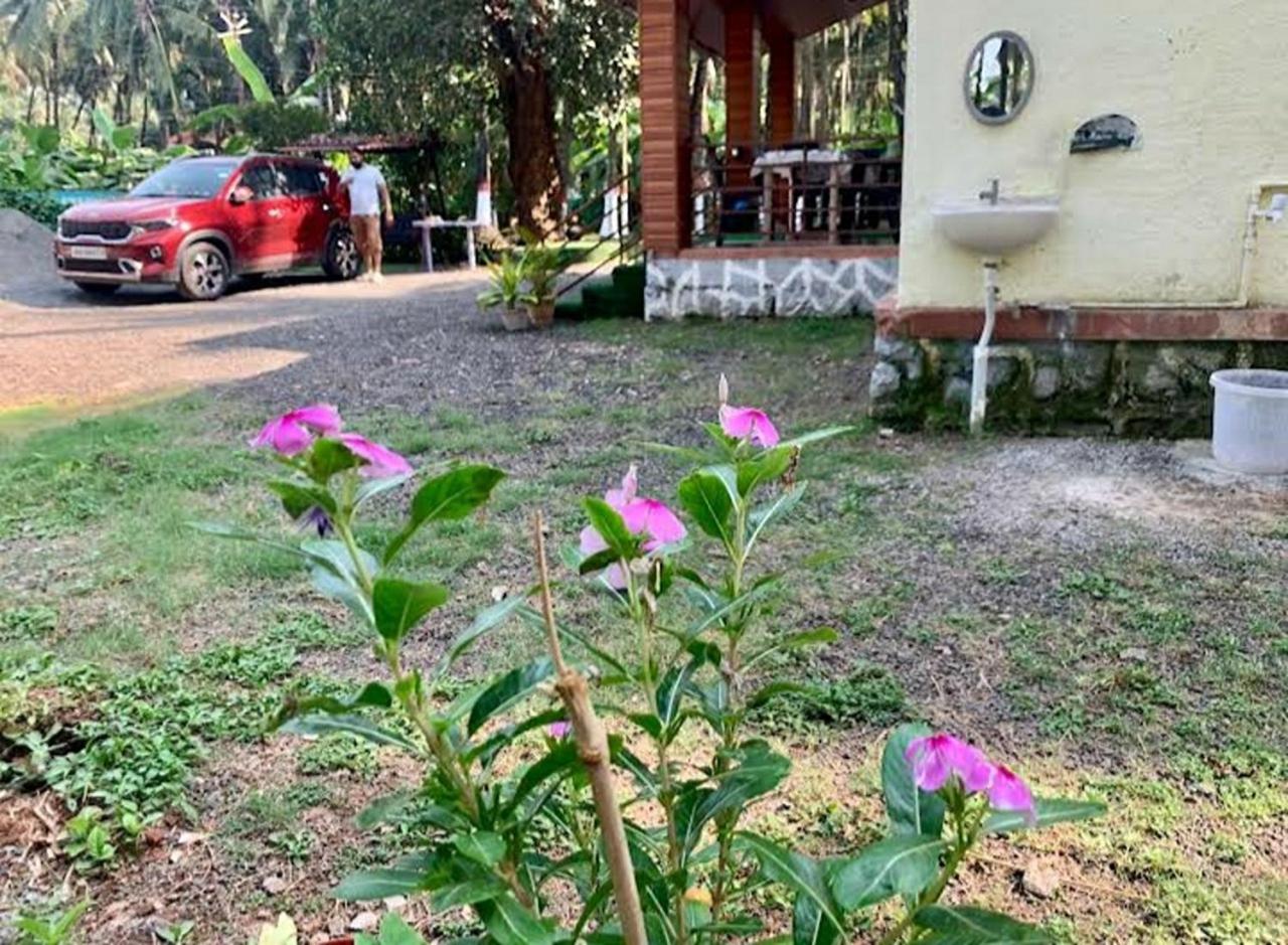 Savita Farmhouse