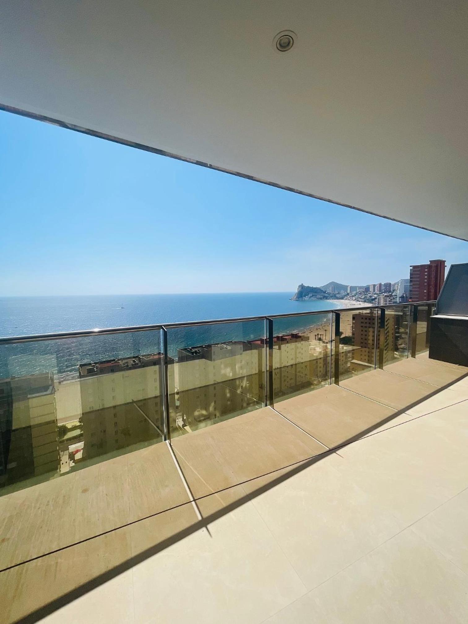 Sunset Cliffs by Mar Holidays