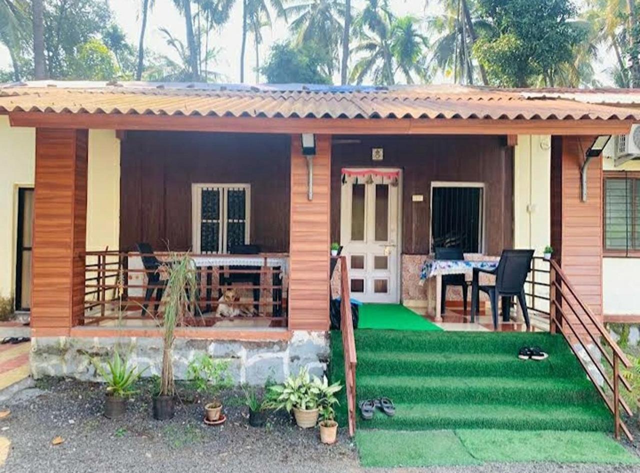 Savita Farmhouse