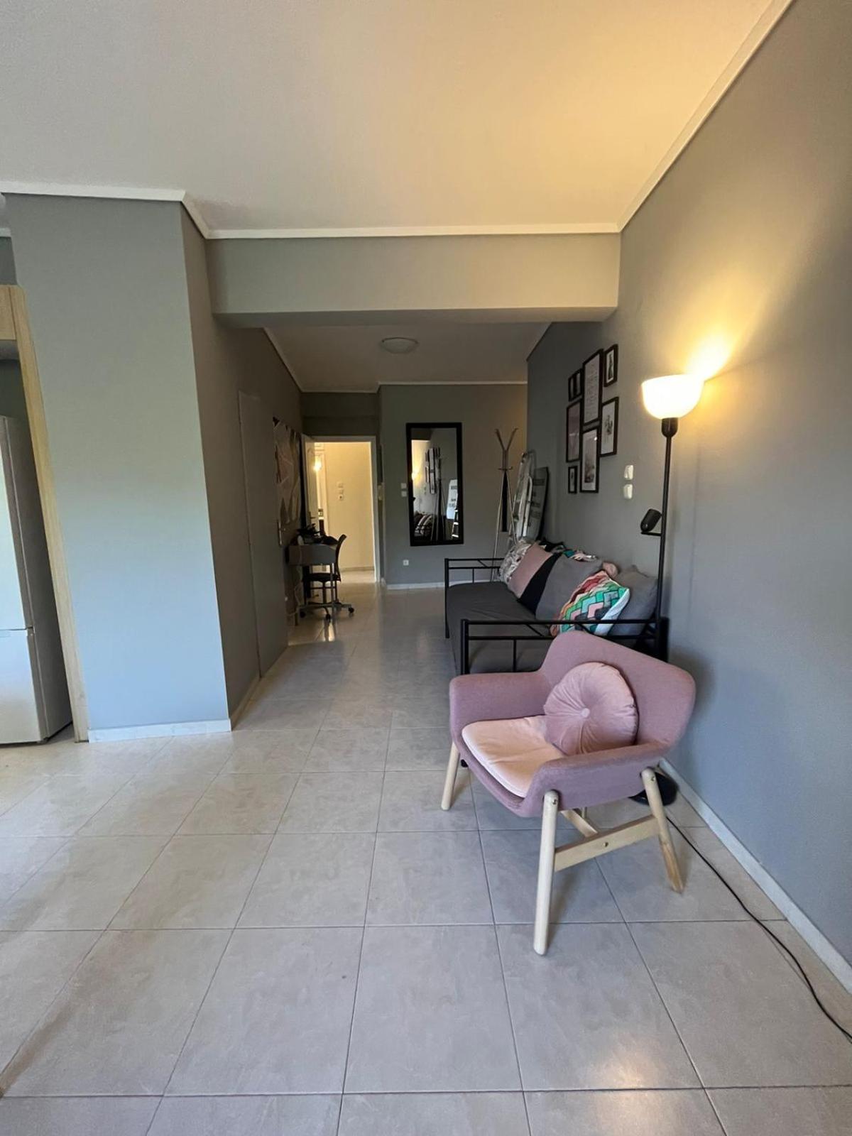 Renovated modern 3bdr flat w/balcony