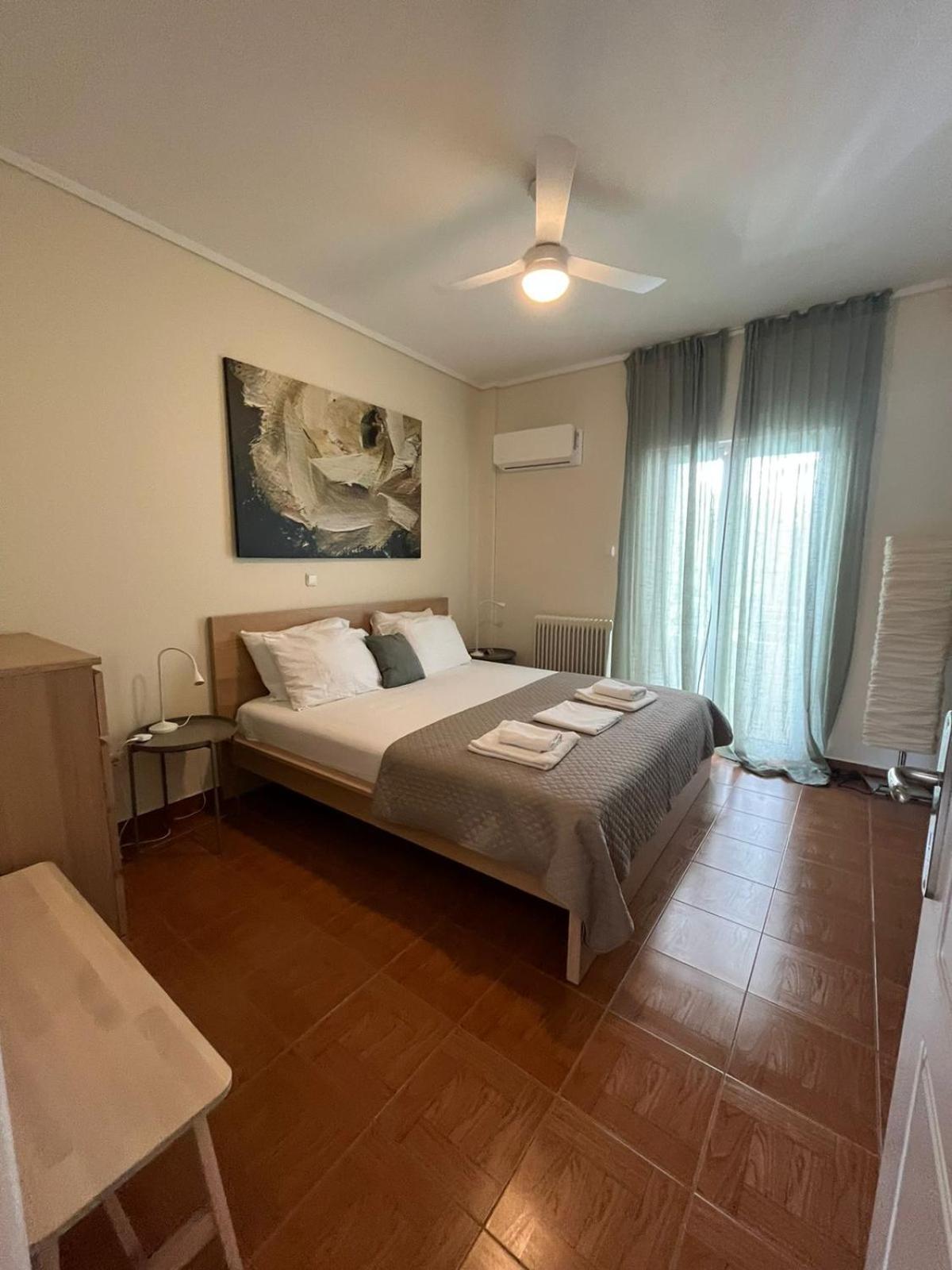 Renovated modern 3bdr flat w/balcony