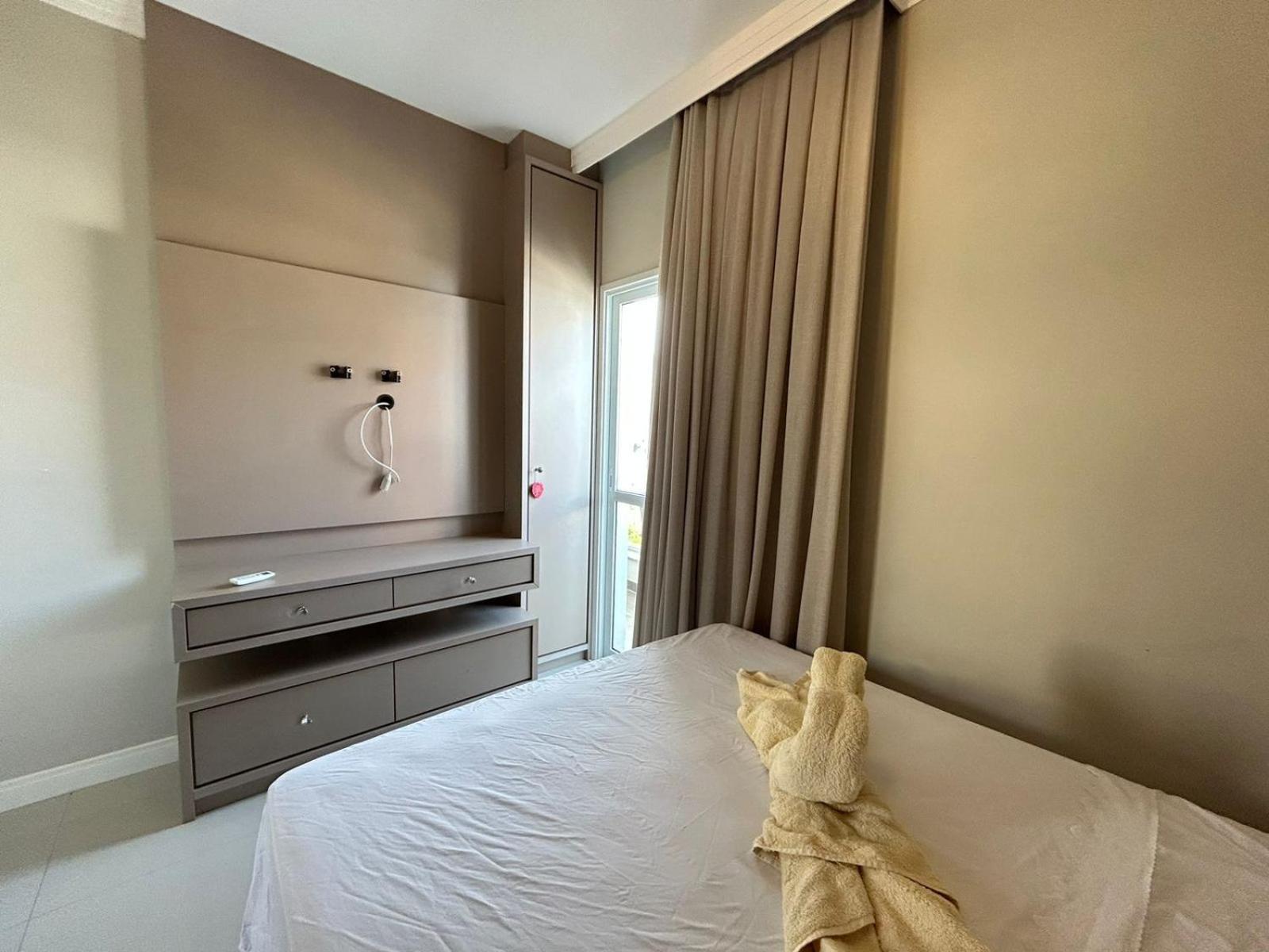 Apartamento confortável com piscina