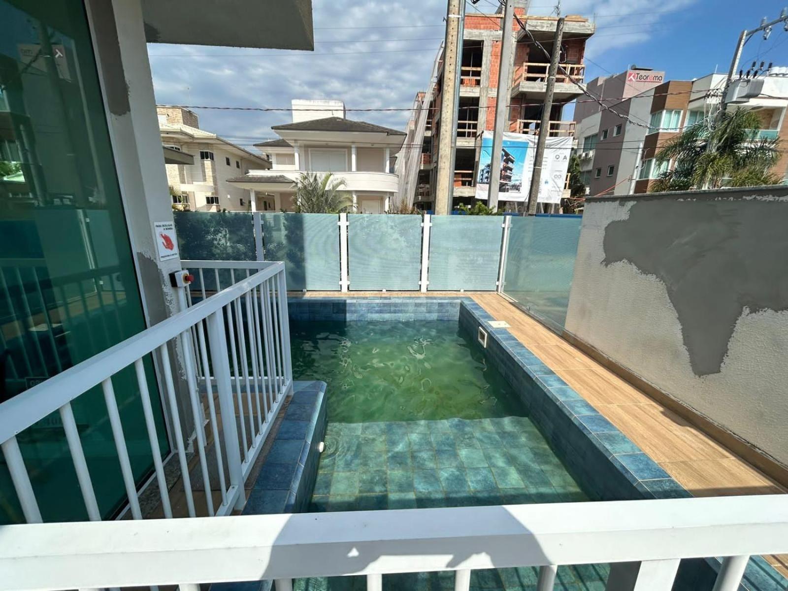 Apartamento confortável com piscina