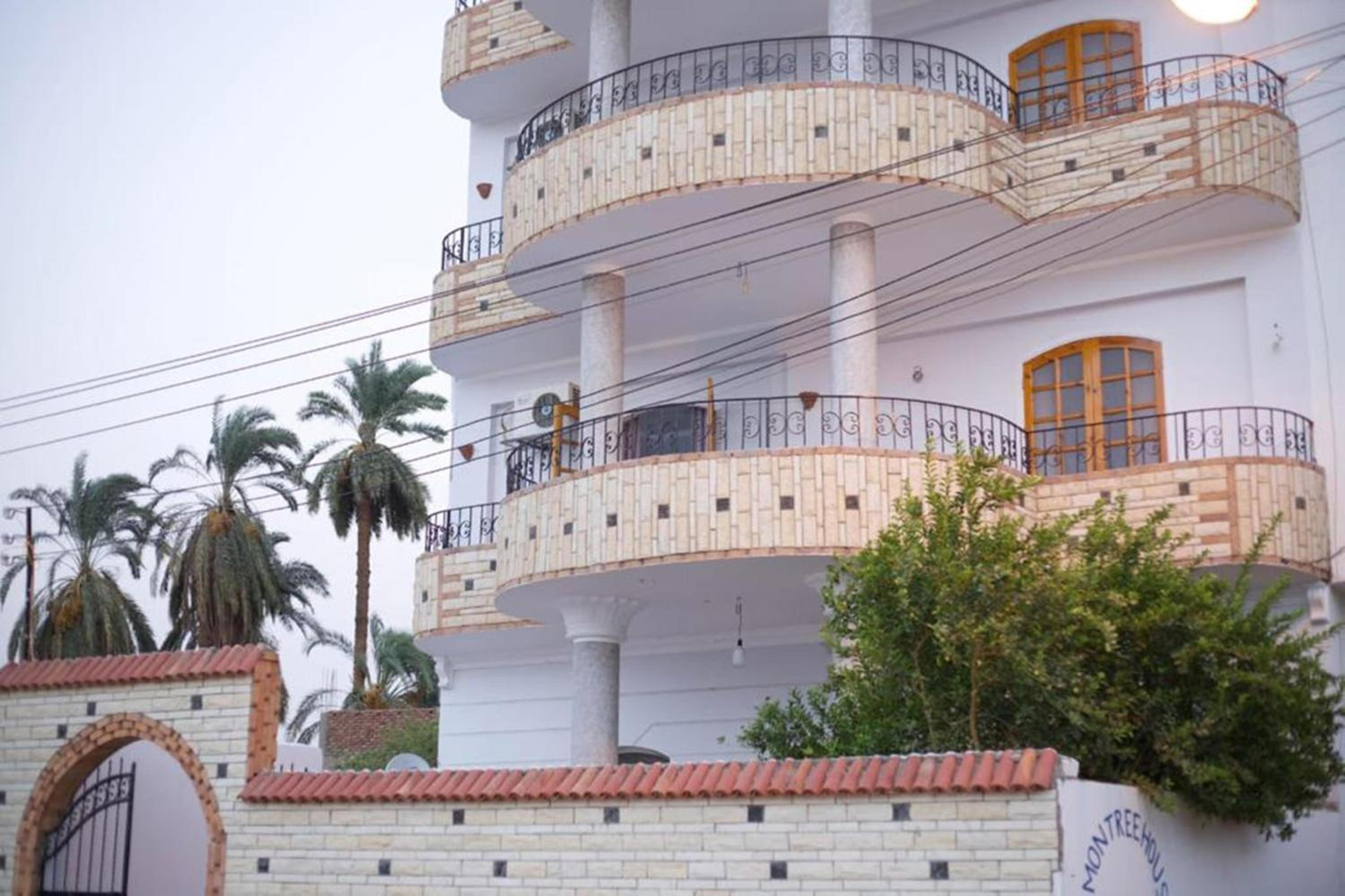 Lemon Tree apartments luxor