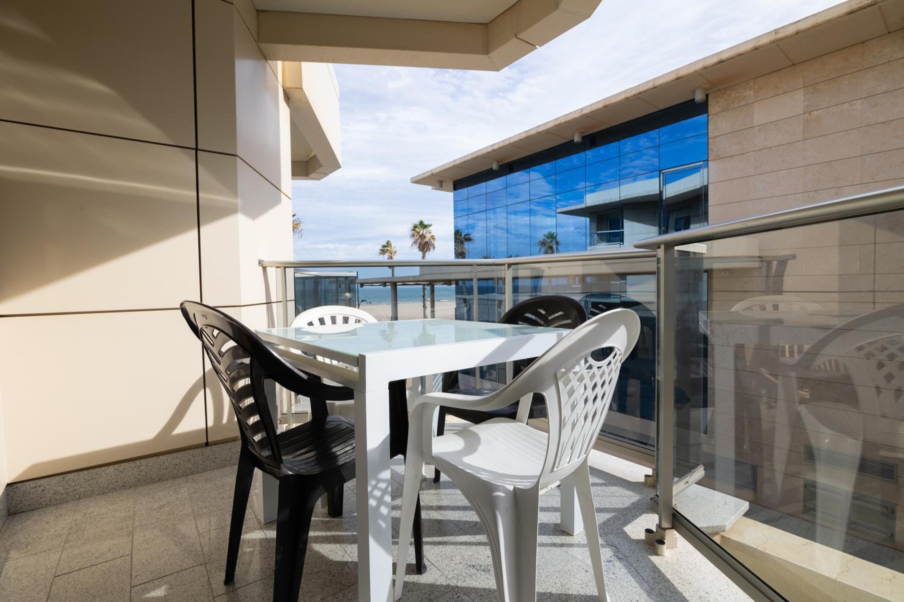FiveStepsToSea - Beach Apartment Valencia
