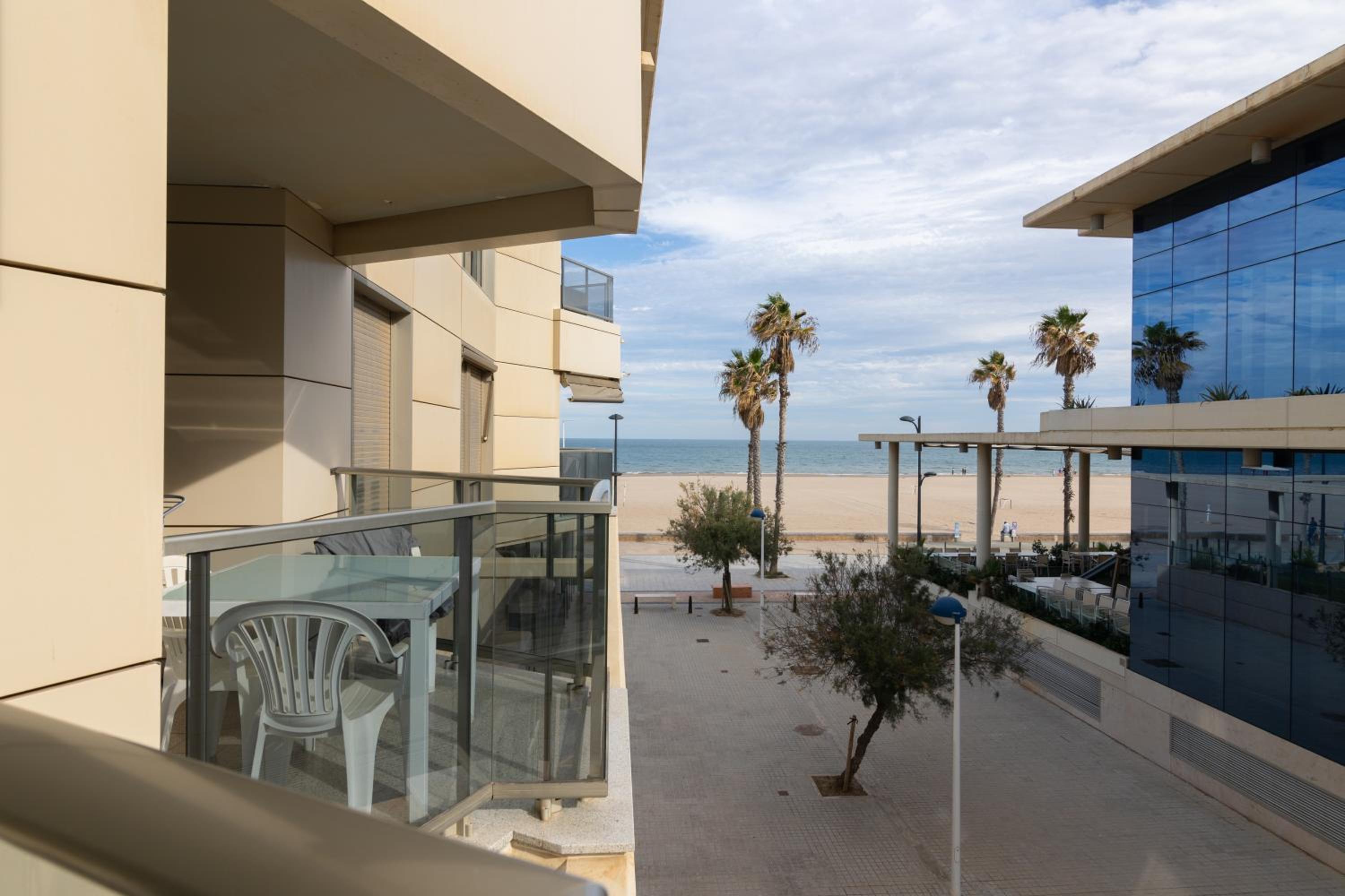FiveStepsToSea - Beach Apartment Valencia
