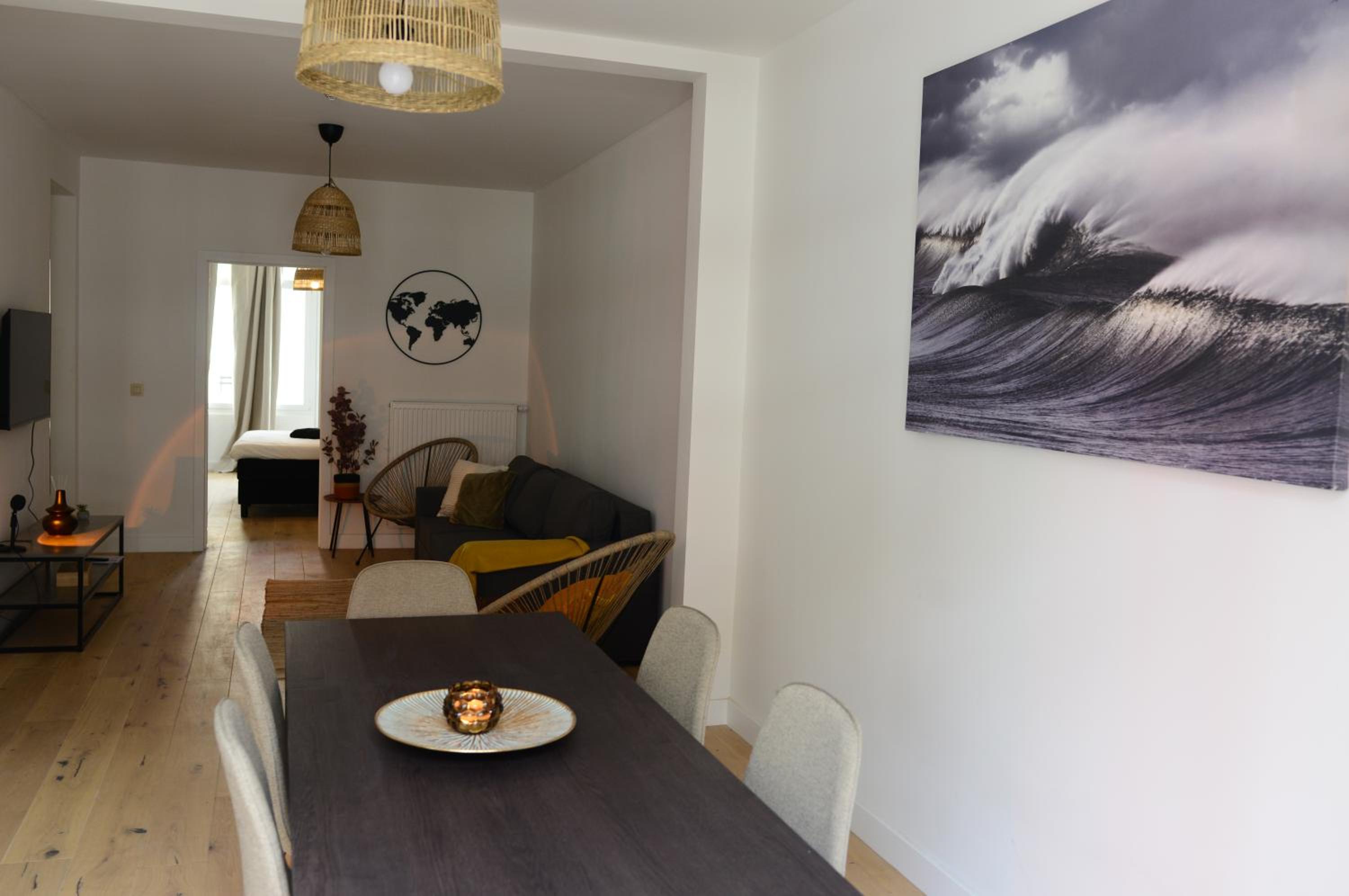 Cosy 2BDR Apartment, Terrace