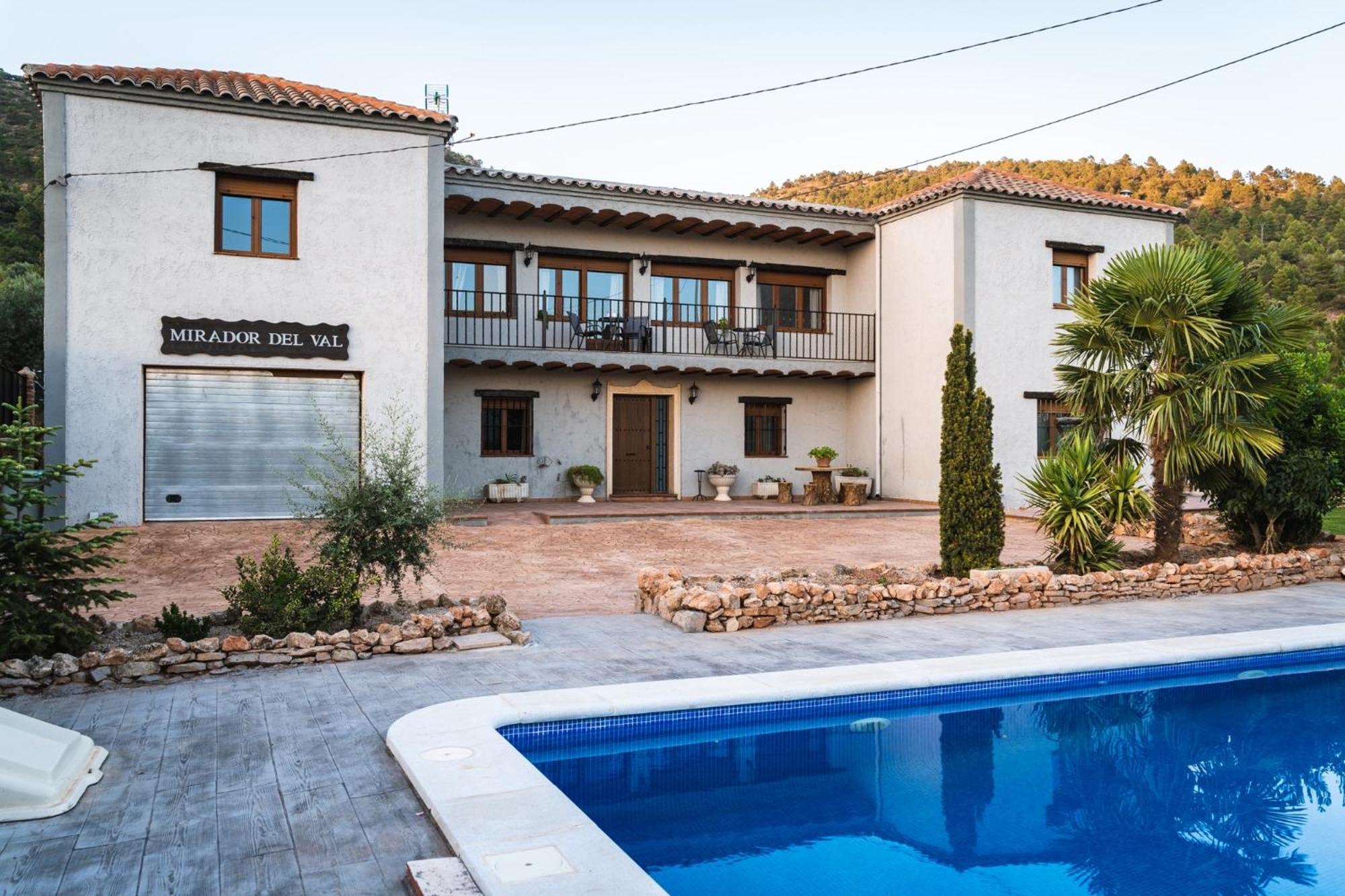 CASA RURAL “MIRADOR DEL VAL” view 2