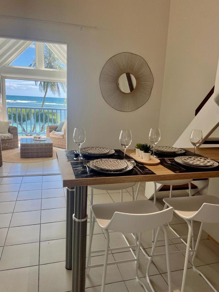 Ti MACLOA - Appartement les pieds dans l'eau view 3