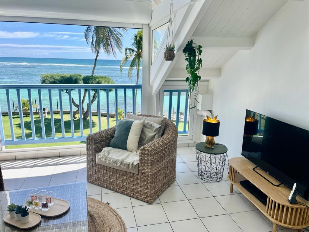 Ti MACLOA - Appartement les pieds dans l'eau view 5