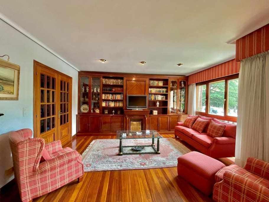 Amatxo Maitia - Amplio piso, de pelicula.