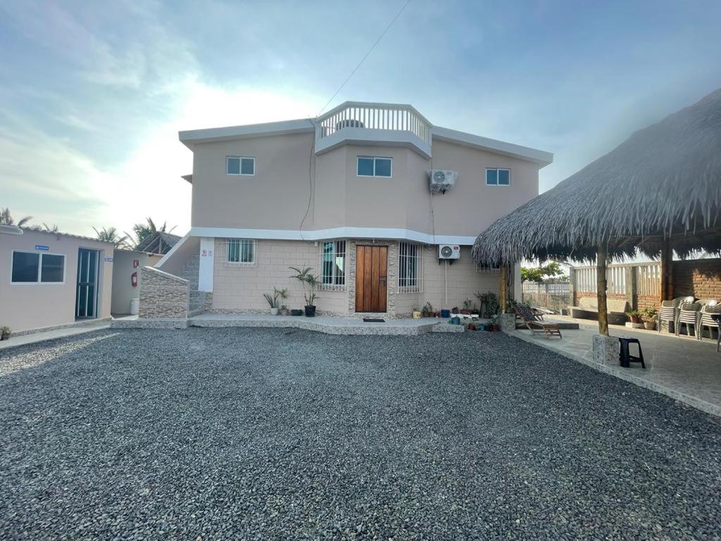Hostal Cabañas Vistamar