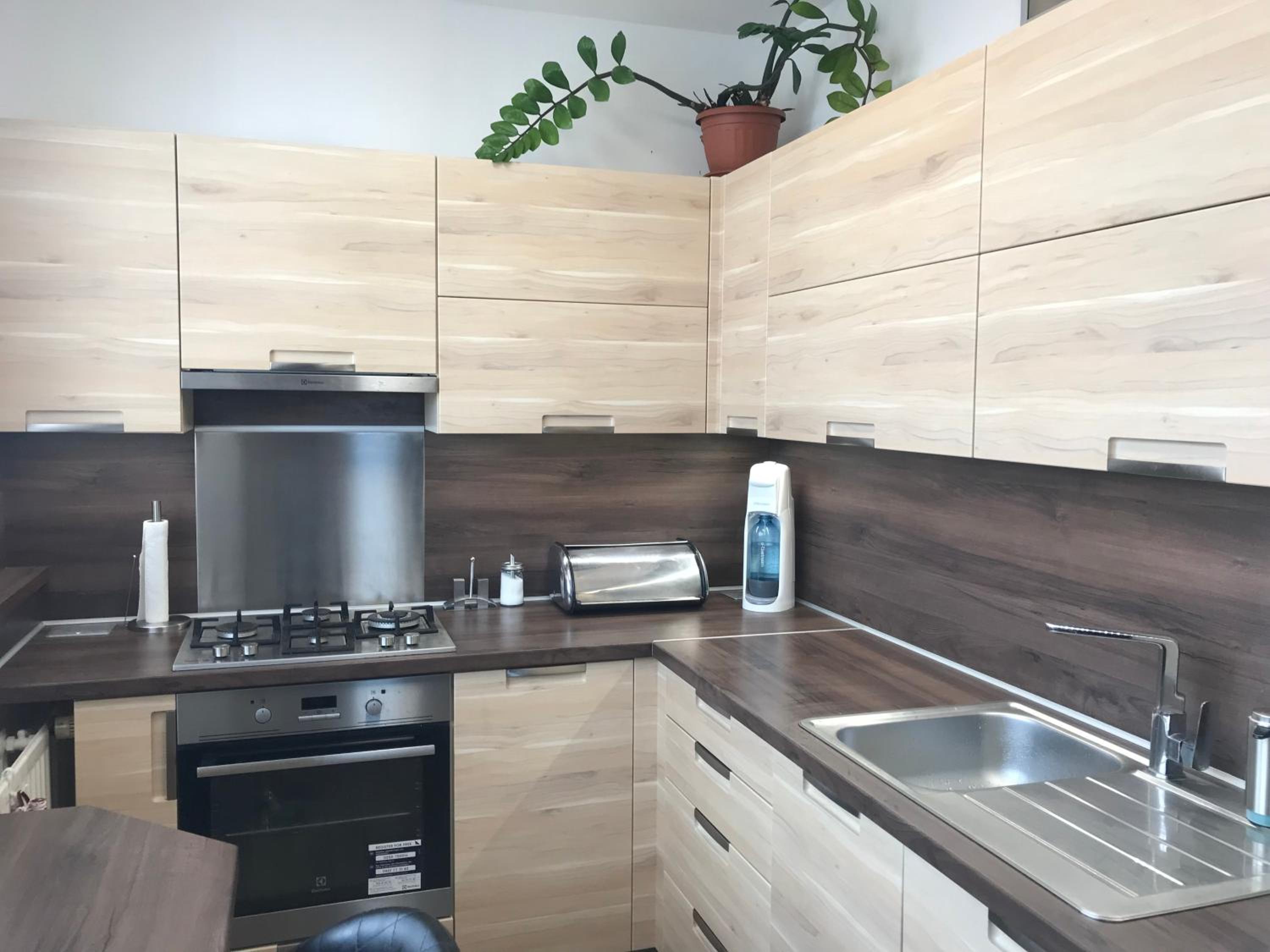 Nový apartmán v Ostravě u Mišky s akváriem a výhledem z balkonu na Beskydy