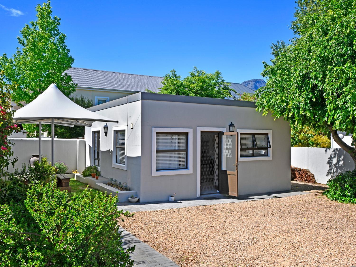 La Rochelle Cottage view 2