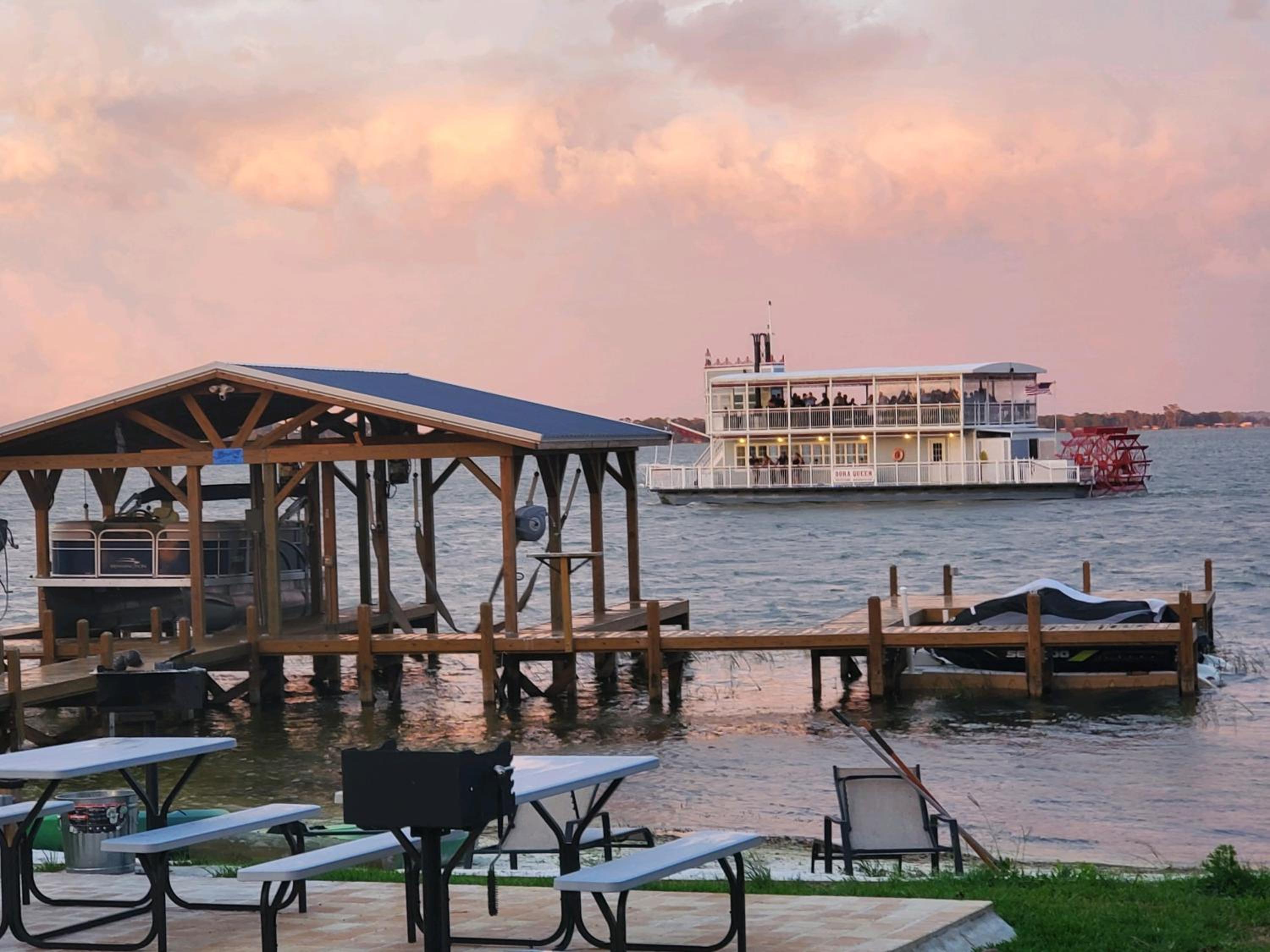 Leesburg Vacations - Camp St. Cabanas Unit 4 - Property Image 1