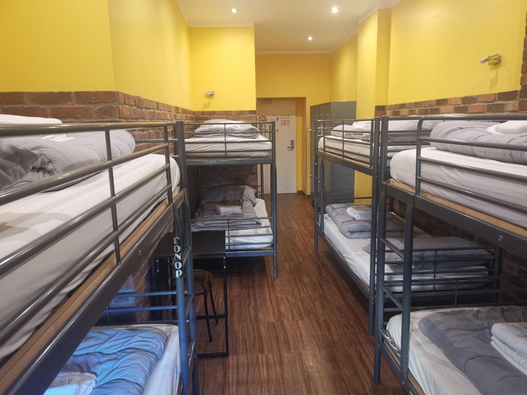 Do Step Inn Home - Hotel & Hostel