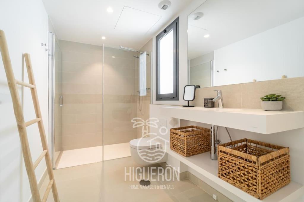 HigueronRentals Summers bay