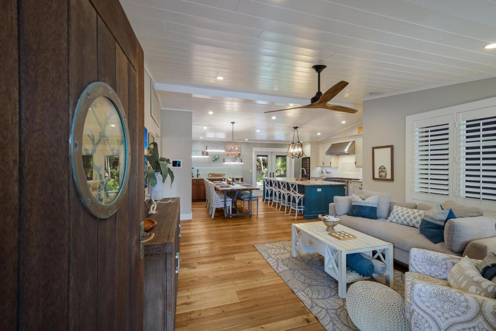 The Shady Mermaid home view 4