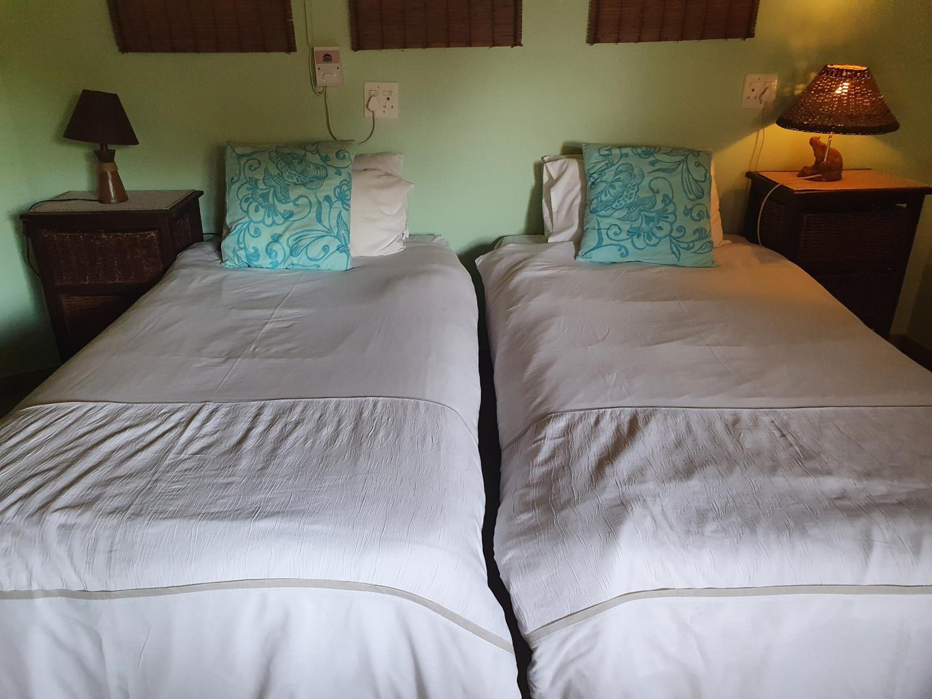 Zebula Golf and Wildlife Estate - Walk of the Eland Pax 12 - Moi Signature Luxury villa view 4