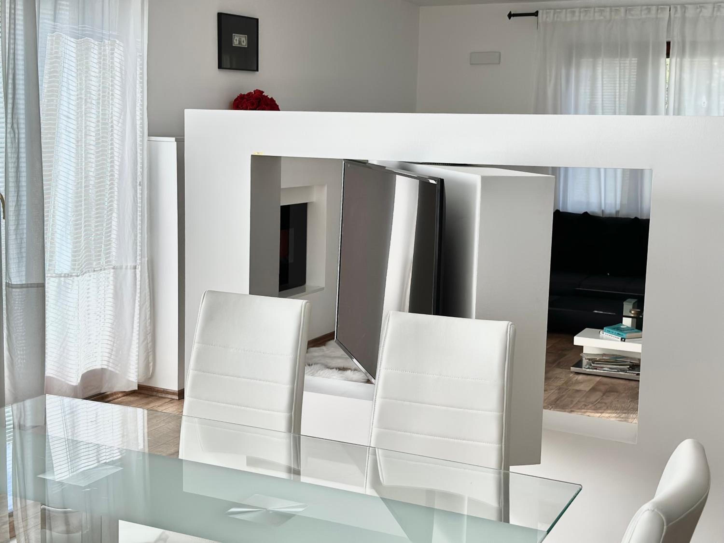 Spacious Green Cosy Apartment near Maribor view 4
