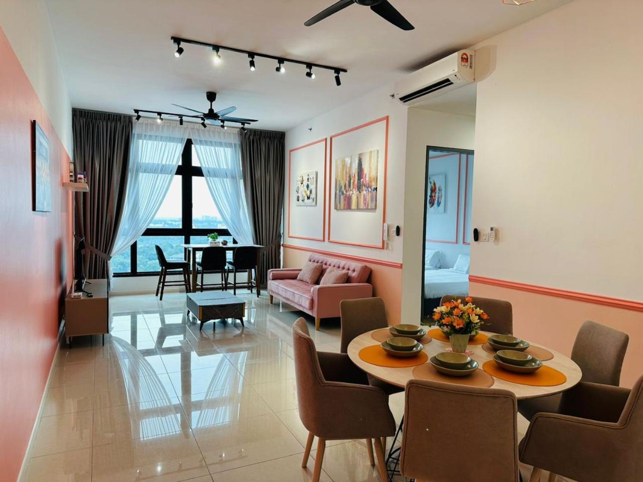 Peachy Poolview Paradise @ Paradigm Mall *10-12pax