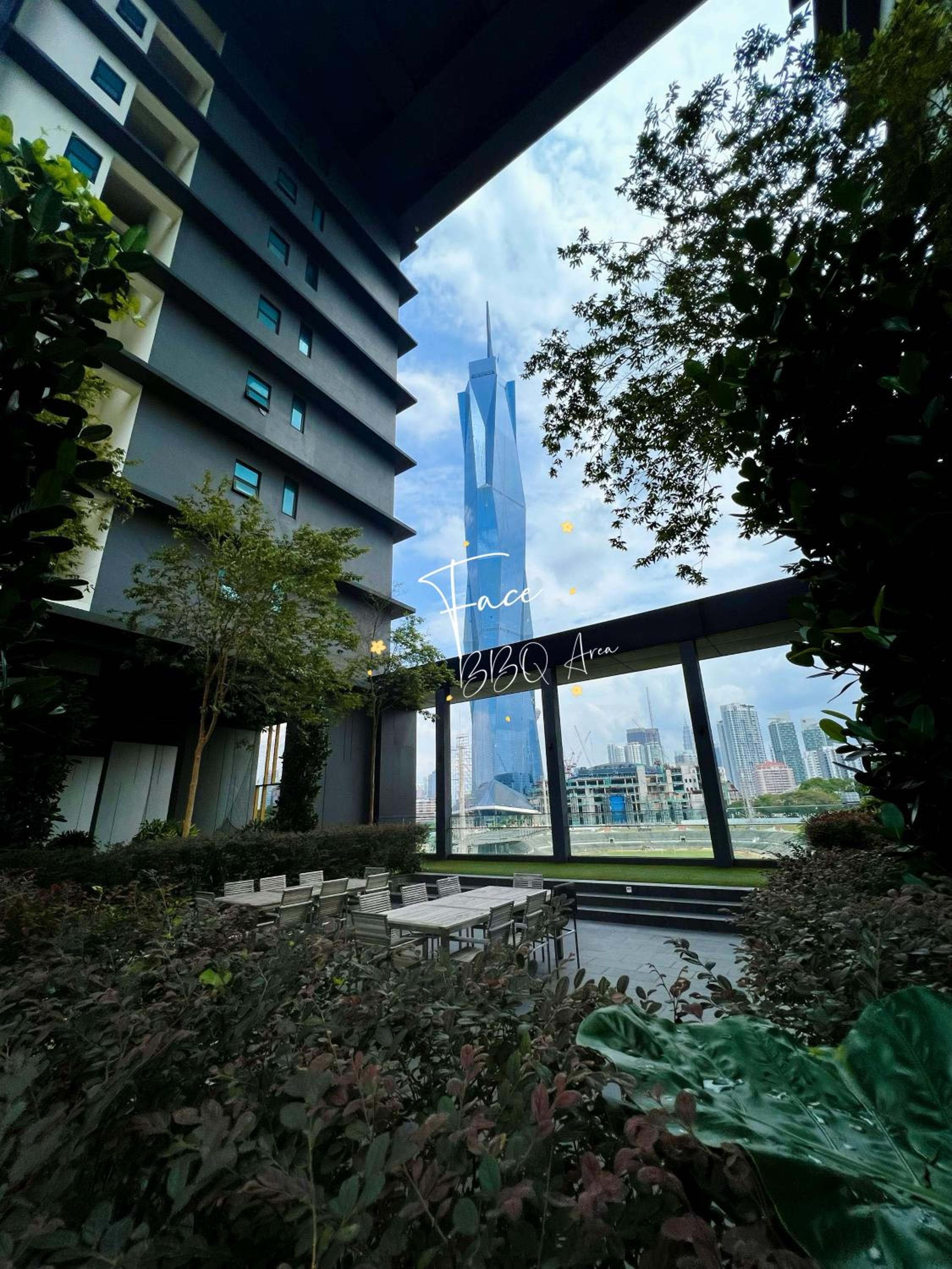 Face Malaysia Tallest Tower 118 in Kuala Lumpur
