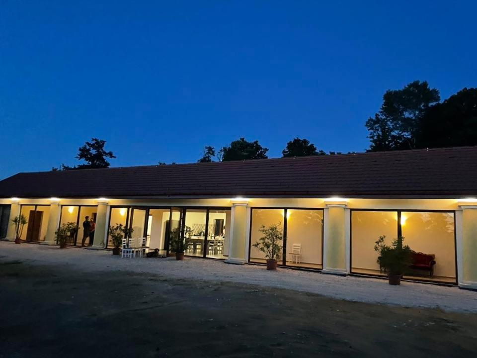 Vitál Guesthouse