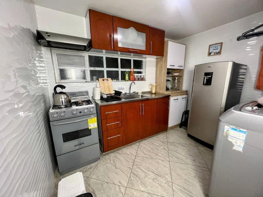 Hermoso apartamento acogedor-cocina wi-fi 500MB