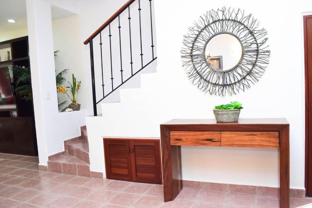 Villa Familiar en exclusivo condominio playacar view 2