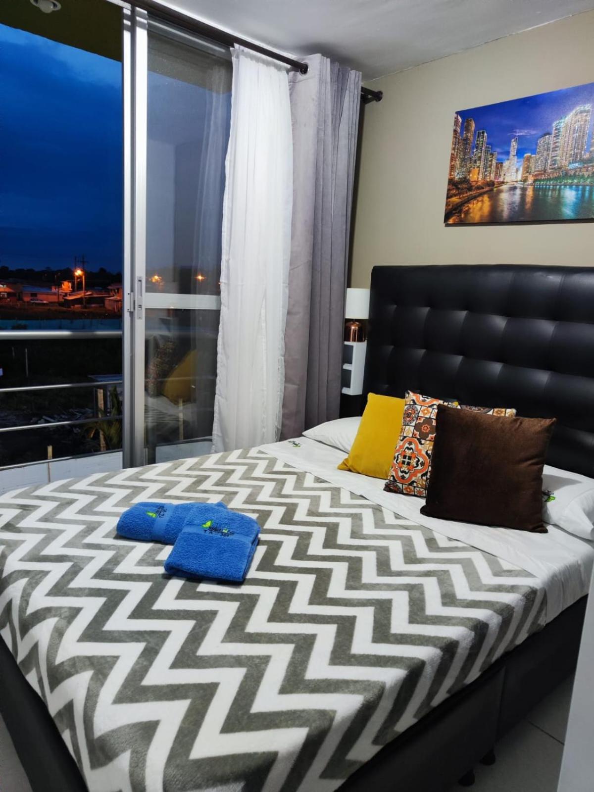 Apartamento cerca parque del Café con Piscina view 3