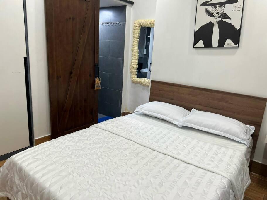Moon house- Downtown Saigon D1- 3 Bedrooms