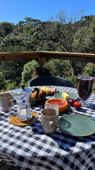 Villa Siena conforto nas alturas Casa com 2 suítes 2 banheiras de imersão vista maravilhosa a 1300m de altitude
